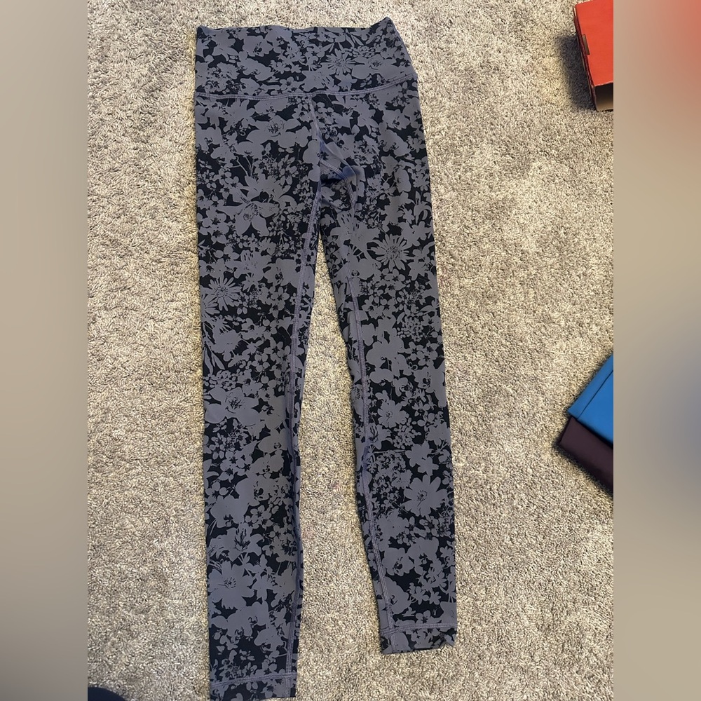 Lululemon wonder-under leggings